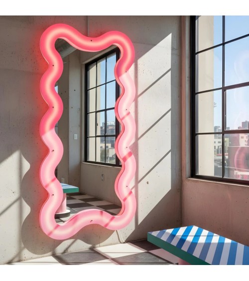Espejo “Supercurve Mirror Tall” – SELETTI