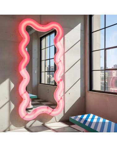 Espejo “Supercurve Mirror Tall” – SELETTI