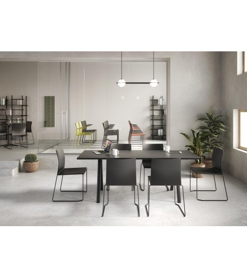 Sedia Artesia GABER impilabile design contract | BHOME