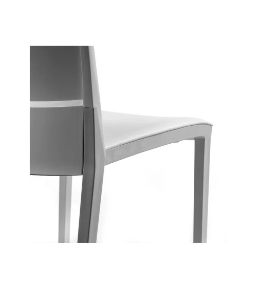 Over Stuhl GABER stapelbar Design | BHOME