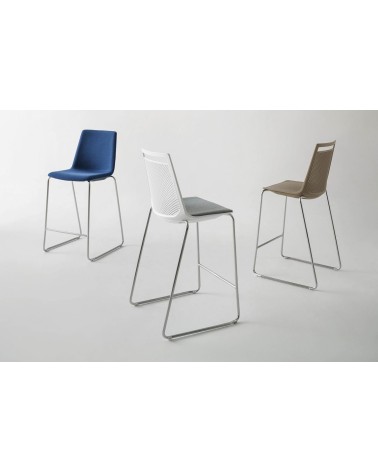 Sgabello Akami GABER ergonomico design | BHOME