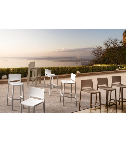 Bakhita Hocker GABER stapelbar outdoor | BHOME